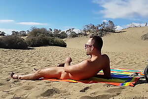 Disgorge handjob in the dunes be beneficial to Gran Canaria