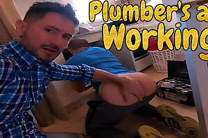 Amateur Dude Spread Plumber's Ass Crack and Lay Down his Pipe - With Alex Barcelona