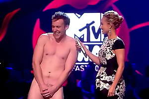 Naked streaker on 2011 MTV EMAs