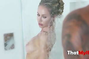 Shower Rendezvous With Sexy Blonde House Wife - Nicole Aniston