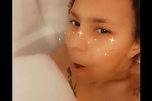 Come take a bath with me~