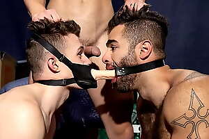 Fistingferno.com - Hot fun threesome with Devin Franco, Grant Ducati and Lucas Leon. Master Devin commands Grant and that includes wearing a dildo mask to face fuck the gaping mouth of fellow sub Lucas Leon.