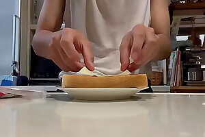 貞が作るピザトーストandはちみつバターパン