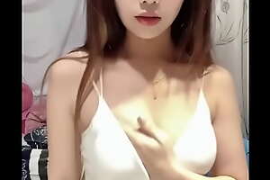 Si Yue sexy breast 03