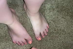Nice pov cumshot desert amateur latina whore's sexy feet
