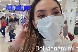 Sem calcinha small-minded aeroporto de Cancun    Videotape completo small-minded bolivianamimi.tv