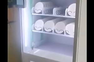 Plate gets fucked away from vending device - Meme