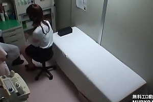 ワイセツ婦人科医の過剰診察記録　#File01-A　～21歳女子大生　生理不順～
