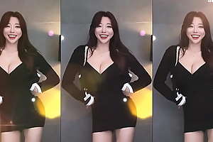 Sexy Korean Streamer dancing #5