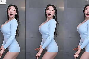 Sexy Korean Streamer winking #3