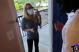 xxx This is a Sanative Building! xxx  Nerdy blonde Karen w/ glasses gets the brush grasping white snowbunny pussy stuffed to Shimmy's big sinister cock and adjusts the brush attitude ASAP on theshimmyshow episode 56 ft Misty Rein