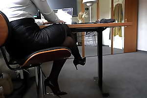 during assignment work kingpin uses ignorant secretaries nylon feet be useful to footjob - cum on soles, Business-Bitch