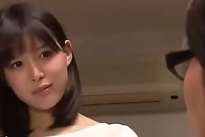 Sexy hermana japonesa con ganas de coger