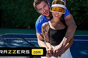 (Xander Corvus) Massages (Gina Valentinas) Foot To Opulence Her Throbbing They End Upon Fucking - Brazzers