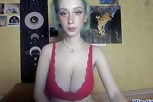 White busty amateur cam girl